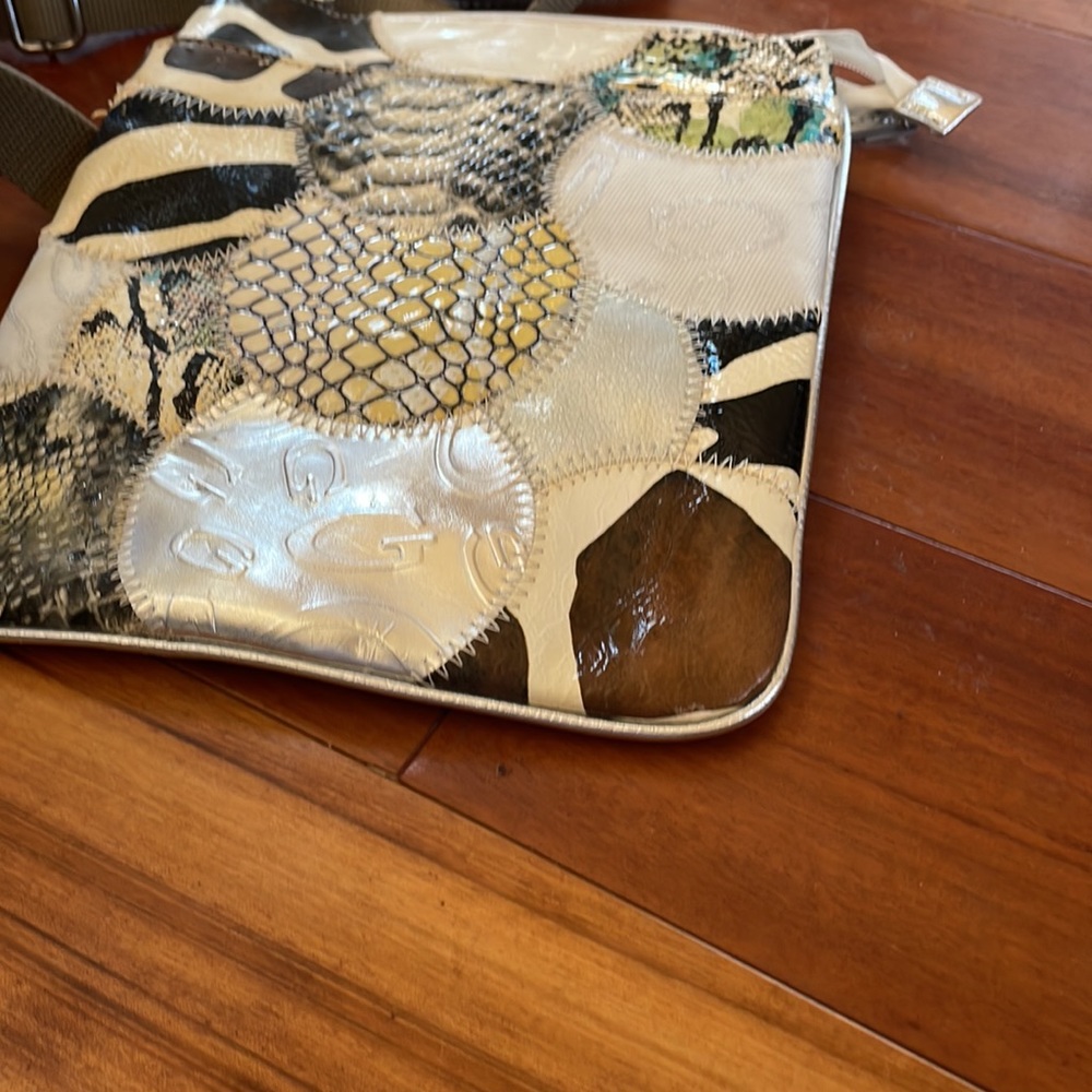 GG…ING HANDBAG - Picture 11 of 12